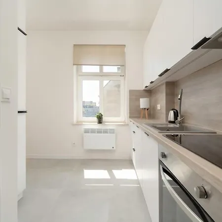 Rozbrat Pleasing Near The Market By Renters Appartement *