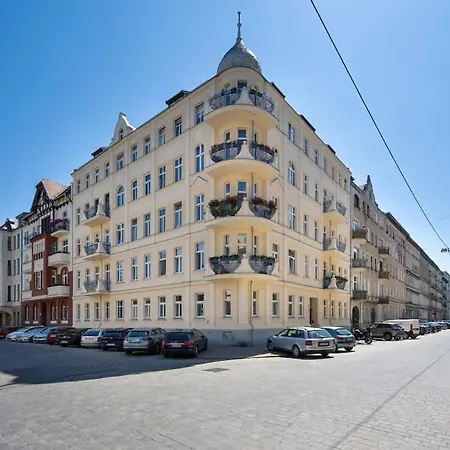 Rozbrat Pleasing Near The Market By Renters 브로츠와프